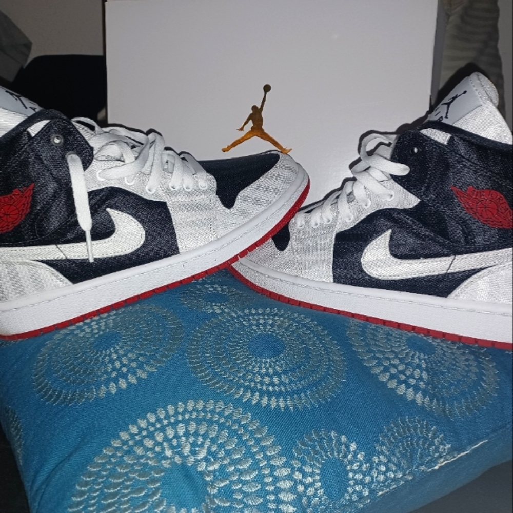 Jordan 1s